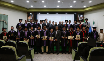 آیین دانش آموختگی و تقدیر از دانشجویان برتر بین الملل برگزار شد