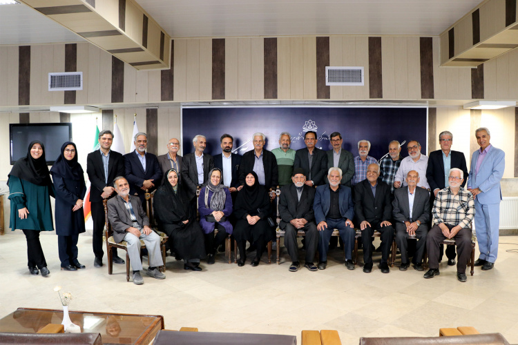 بزرگداشت خاطرات و تجارب بازنشستگان دانشگاه بیرجند در مراسم «دورهمی خاطره‌ها»